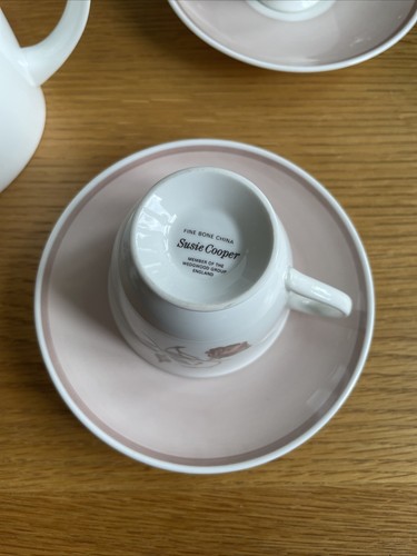 Wedgwood Susie Cooper Talisman Tea Cup And Saucer, Fine Bone China, England - Picture 3 of 7