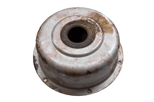 05 Polaris Phoenix 200 2x4 Rear Brake Drum Cover Housing