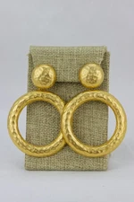 FO Gold Tone Door Knocker Clip-on Earrings, Signed, 38gr