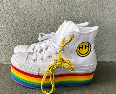 Size 7 - Converse Chuck Taylor All Star Platform High x 