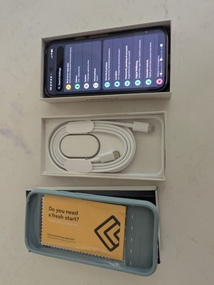 Google Pixel 9 - 128GB - Obsidian (Unlocked) With 2 Cases, Perfect Condition