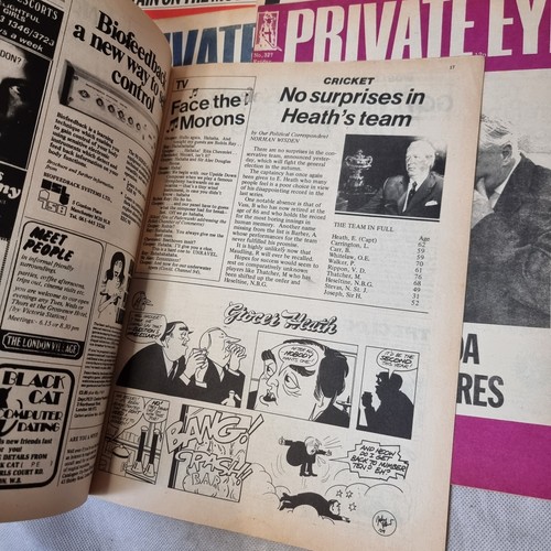 PRIVATE EYE magazine - 12 x various Issues from 1974 / Vintage Comedy - Picture 13 of 14
