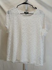 premise studio tops,  Women's XL. White short sleeve. (E40)