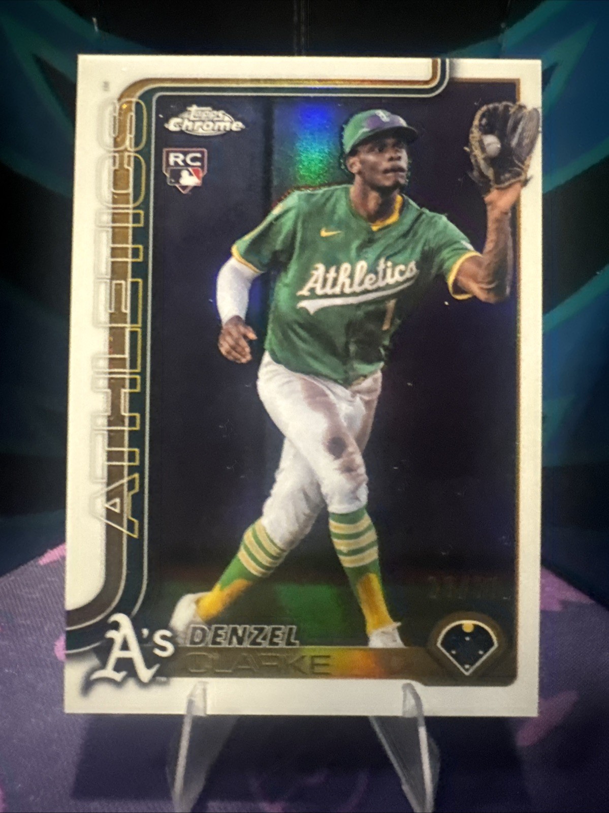 2025 Topps Chrome Update Denzel Clarke USC15 Athletics White Refractor 28/30 RC