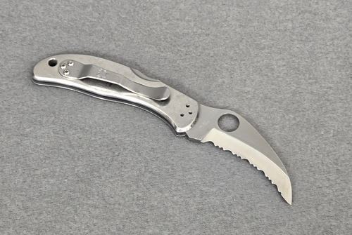 SPYDERCO VG-10 SEKI Harpy Satin Finished Lockback Pocket Knife w/Reversible Clip - Picture 8 of 22