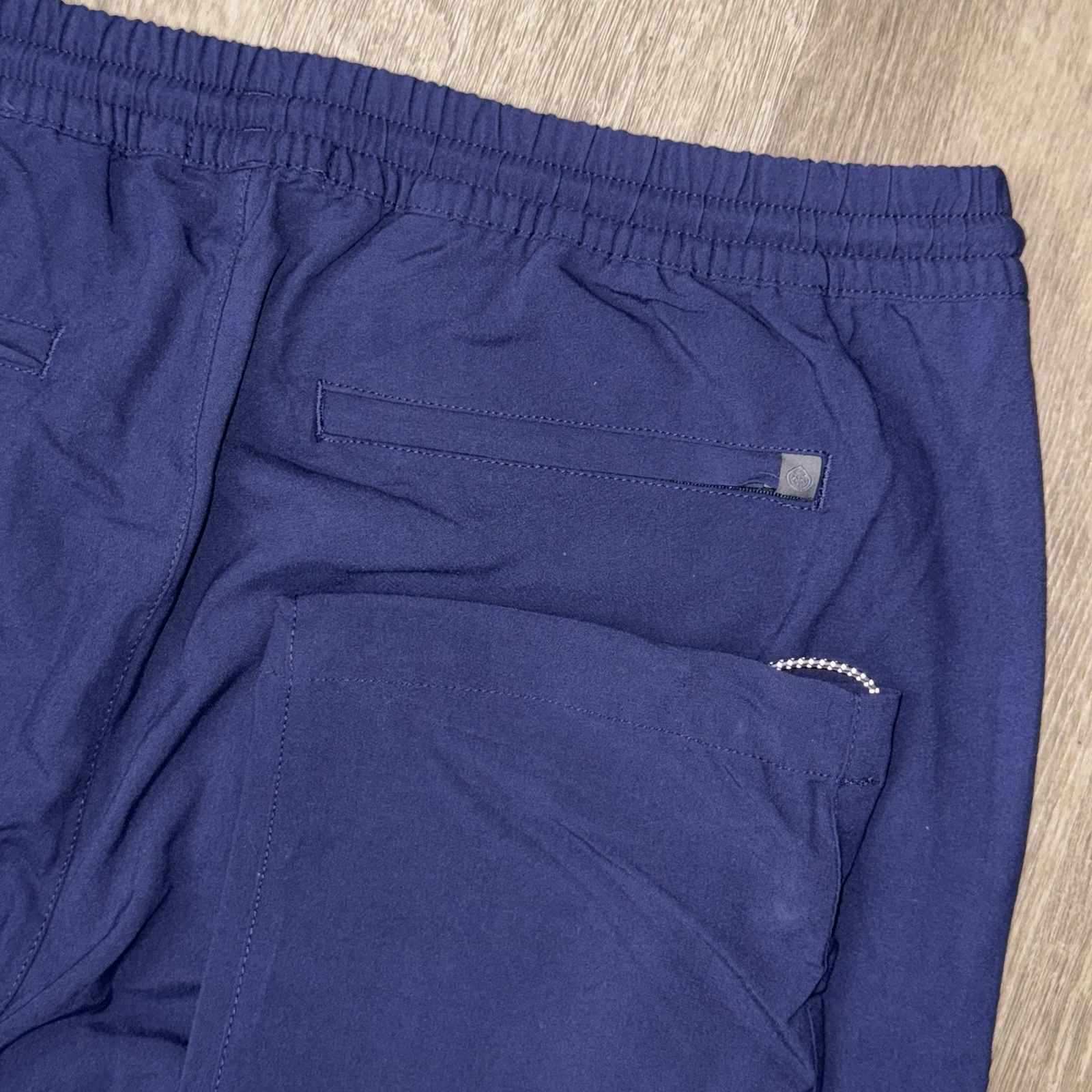Tasc Performance Bamboo Trek Pants Men’s Large Blue Jogger Elastic Waist
Opens in a new window or ta