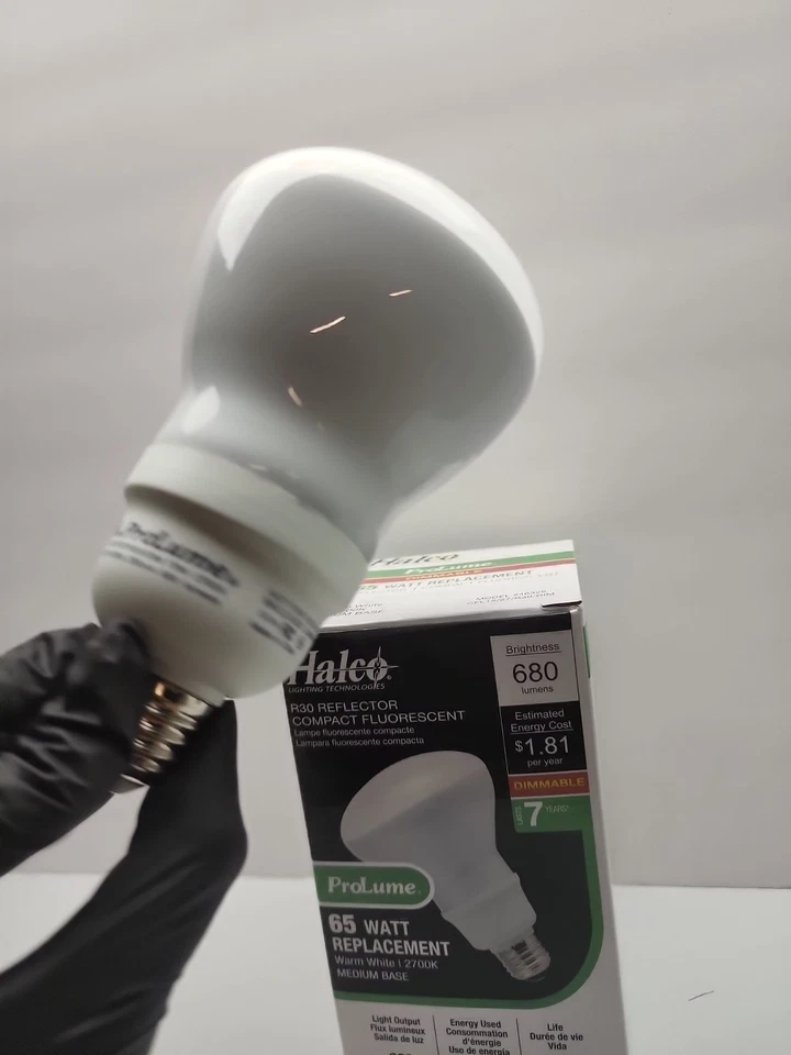 HALCO CFL 15 WATT R30 27K /DIM MED BASE #46328 Compact Fluorescent 👍warm White - Image 2 of 4
