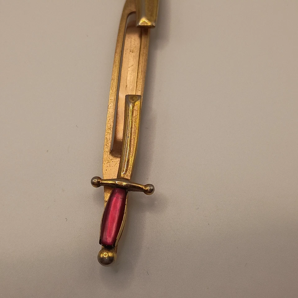 Vintage SWANK Sword Tie Clip Red Handle - Image 4 of 4