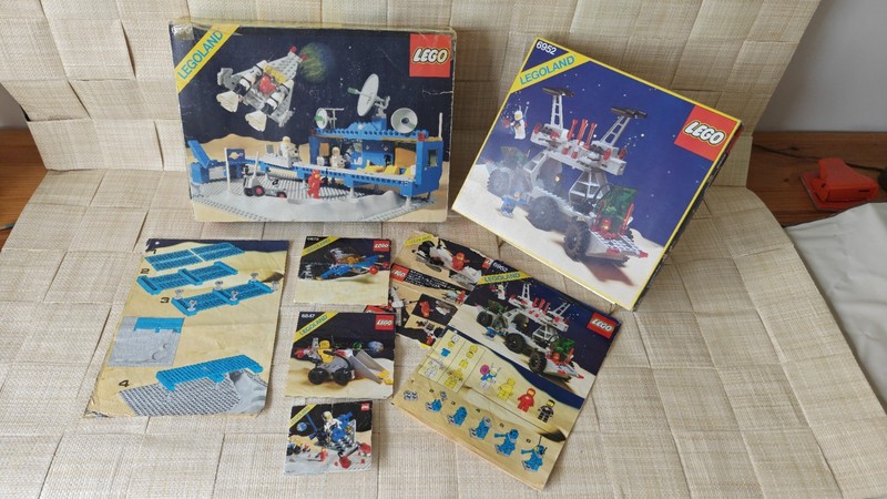 Lego Space Sets 6952, 6970 + extras with manuals & boxes. Good condition.