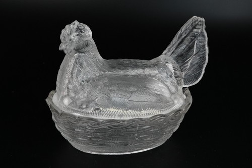 ANTIKES PRESSGLASHUHN - DECKELDOSE - UM 1900 - Bild 2 von 4