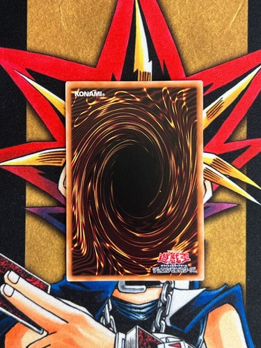Yugi & Atem Token QCDB-JPT02 Super Rare Token NM Yugioh Card - Picture 2 of 2
