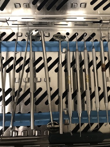 Verschiedene ZAHNHYGIENESET mit 17 Instrumenten plus Sterilisationskoffer - Bild 3 von 6