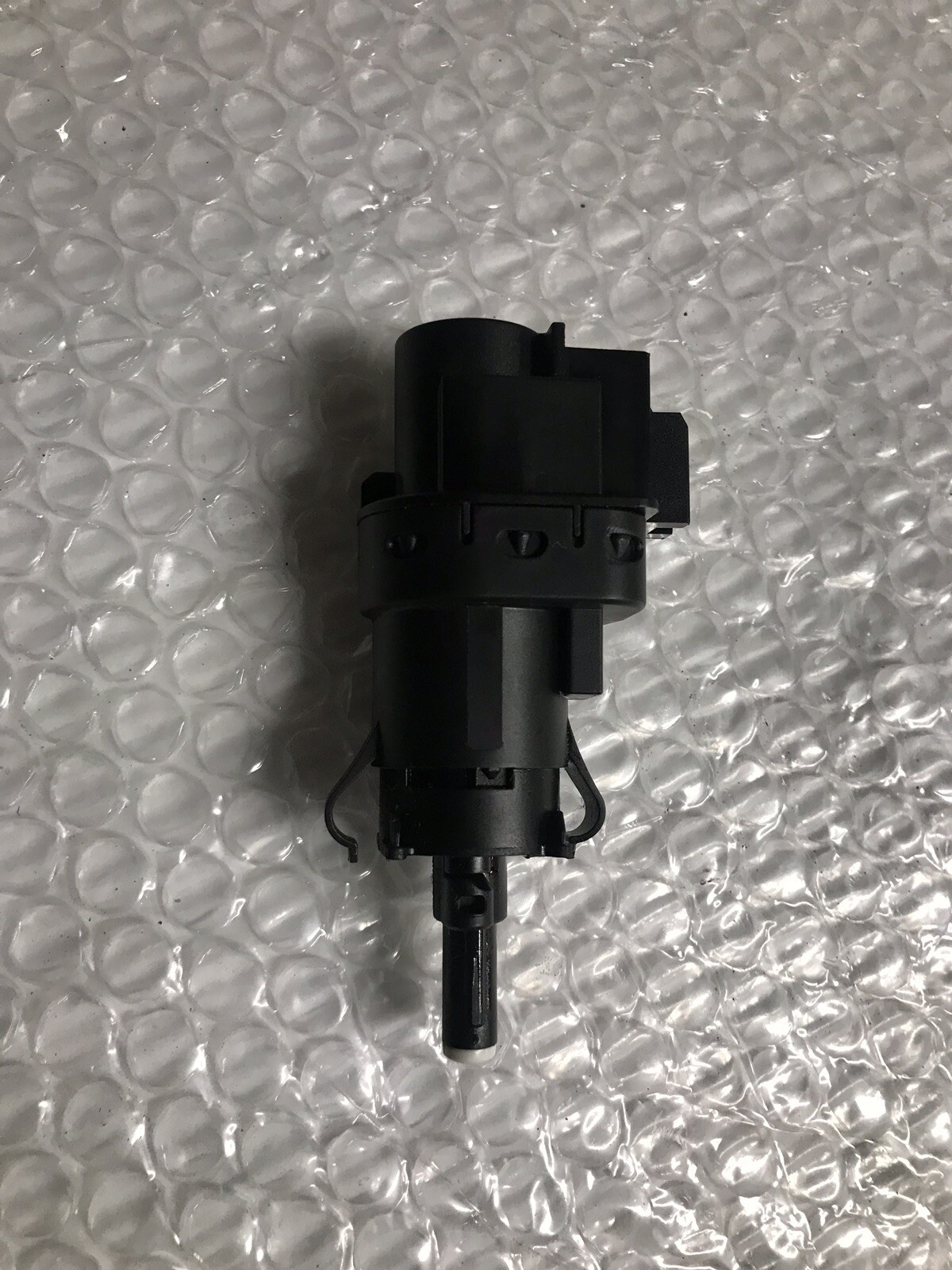 0407 VOLVO S40 V50 BRAKE PEDAL LIGHT SWITCH SENSOR BUTTON 3M5T13480