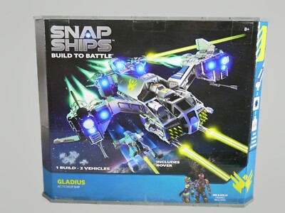 PLAYMONSTER - SNAP SHIPS - BUILD TO BATTLE - GLADIUS AC-75 DROP SHIP