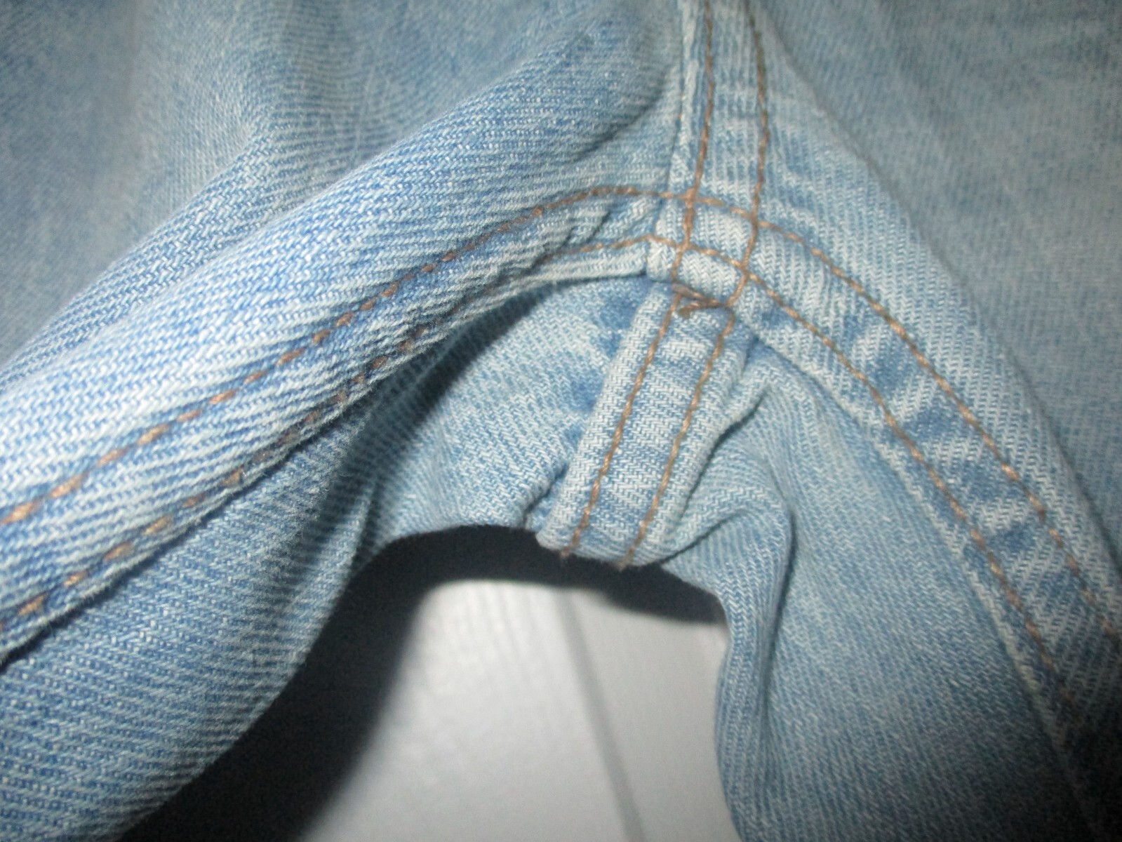 Picture 4 of 8