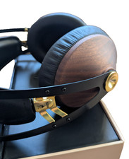 Meze 99 Classics Closed On Ear Wired Headphones - Walnut/Gold