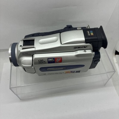 Sony Handycam DCR-TRV18 Silver Camcorder Video Camera MiniDV 10x