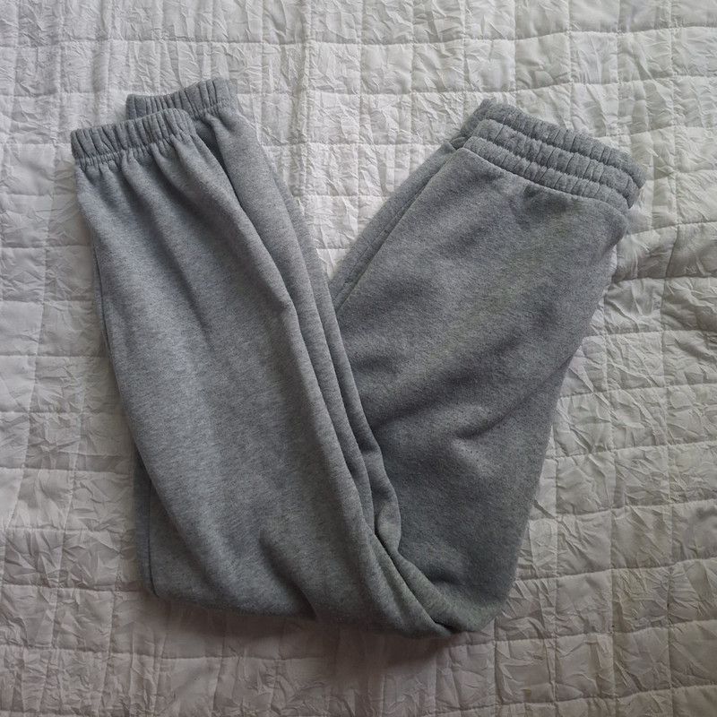 Blind Fashion Men's Gray Fleece Sweatpants L Elastic Waist Pockets