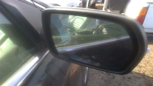 Used Right Door Mirror fits: 2016 Ford Edge Power body color cap approach lamps