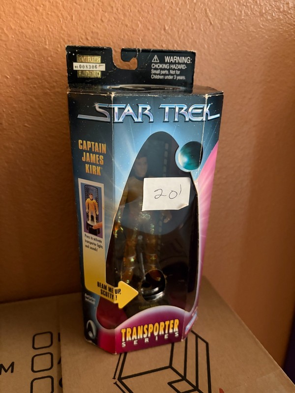 Captain Kirk Star Trek The Original Series Transporter Series Figure NEW sealed