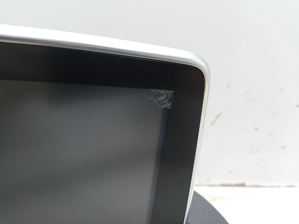 Used Infotainment Display fits: 2016 Mazda 3 display screen upper dash center 7. Foto 3 de 4