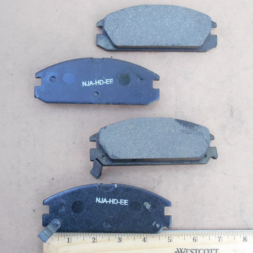 Nueva pastilla de freno orgánica ProMaster D334 1985-1989 vehículos Honda Dodge hecha en EE. UU. Foto 2 de 4