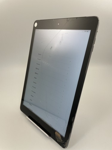 Apple iPad Air 1st Gen A1475 Grey 9.7" iOS Tablet Spares And Repairs Cracked #C - Picture 5 of 24