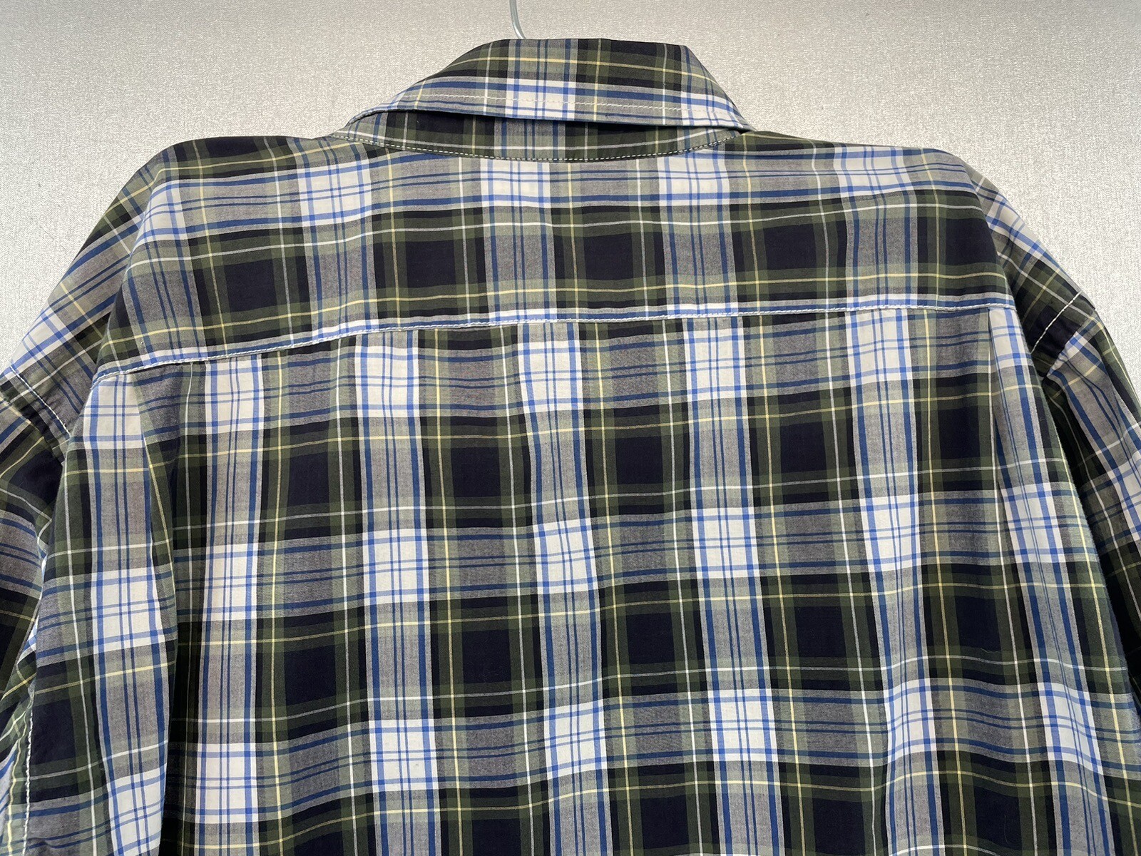 Men’s Large Gap Fitted Button Down Long Sleeve  S… - image 9