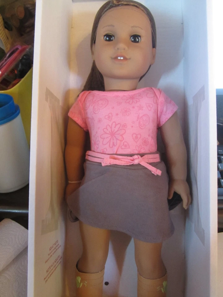 Muñeca American Girl 2013 18" MYAG #28 piel mediana marrón cabello liso ojos marrones Foto 3 de 4