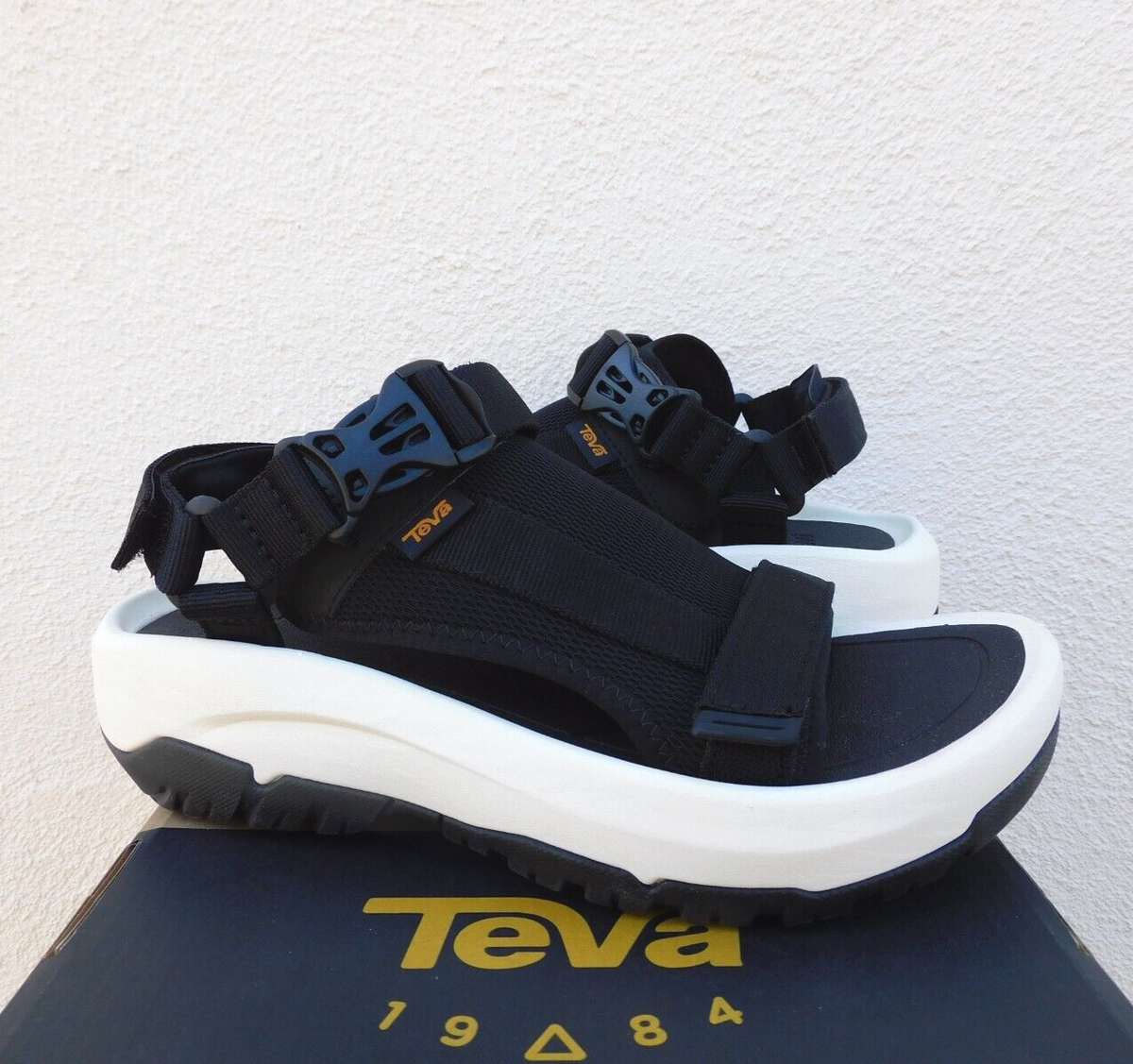 Teva Hurricane Ampsole Volt Men\'s Sandals Size 12 NEW Black & White Amazon.com | Teva Women main image 3