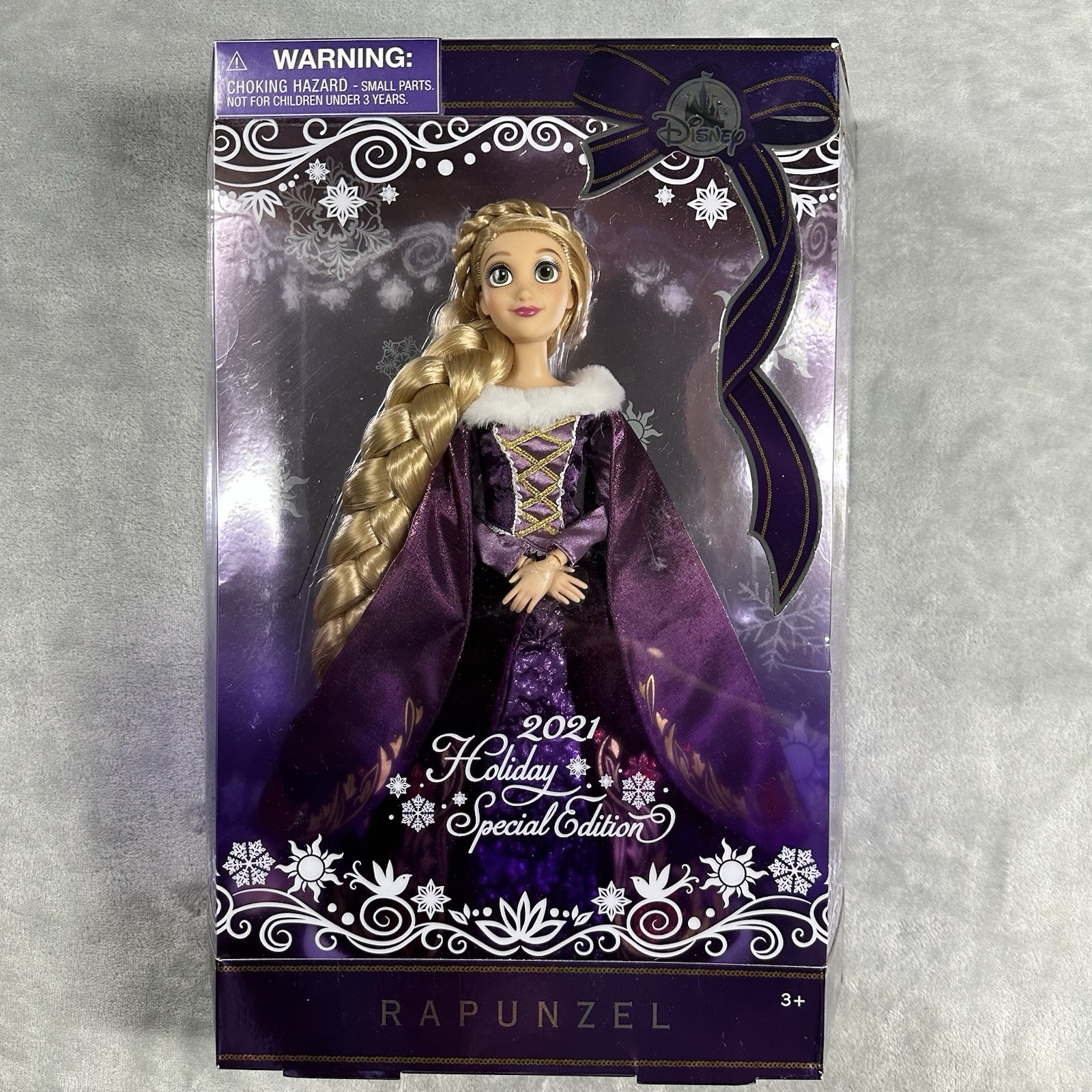 Disney 2021 Holiday Special Edition Rapunzel Doll Christmas 