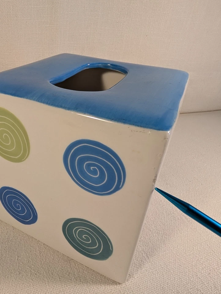 Marimekko Tissue Box Cover Ceramic Dots Hand painted Blue& Green - Image 3 of 4