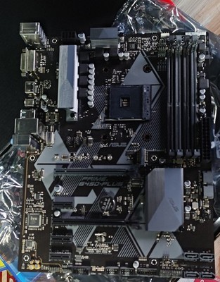 ASUS Prime B450-Plus Mainboard   AM4   Neuwertig   Inklusive I/O-Blende