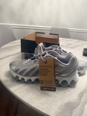 Nike Air Max DN8 Men's Gray Low Top Lace-Up Athletic Sneakers New w/ Box