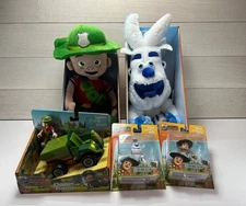 Ranger Rob Toy Lot - Stomper Yeti Plush + Rob Plush + Chipper car + 2 Figures