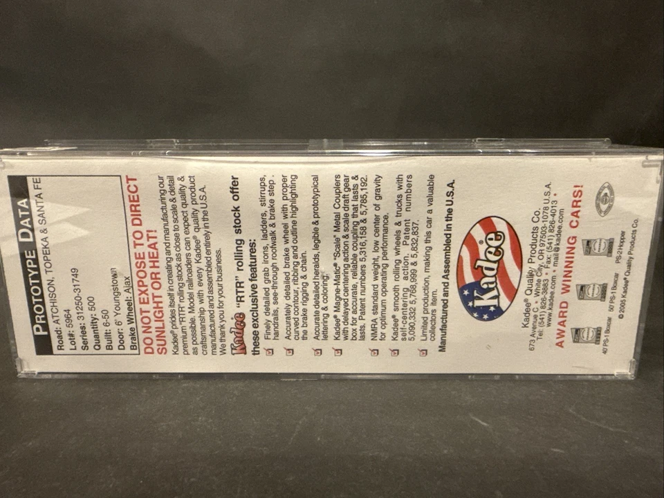 Kadee Cars 4065 ATSF (Grand Canyon) road #31712 - Image 3 of 3