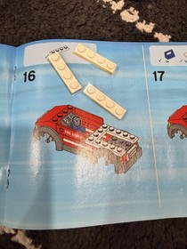 LEGO City - 60004 - Fire Station - 753 Pieces