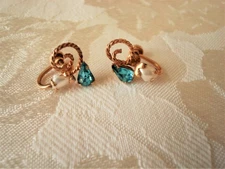 Dainty Vintage Amco SB Earrings Aqua Rhinestones Faux Pearls 1/20 12KT G.F. KJ