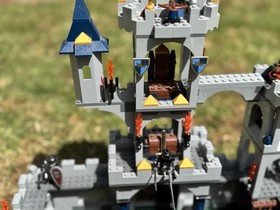 LEGO Castle King's Castle Siege 7094 INCOMPLETE w/ Minifigs,Box/Manual