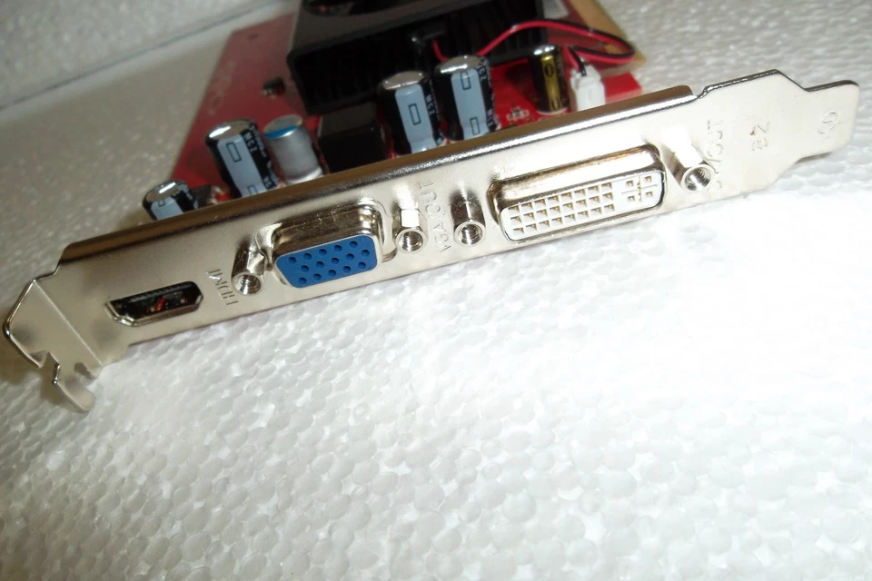 Dell GeForce 9400 GT PCIe Graphics Card 512MB HDMI VGA DVI TT1V8 NE29400TFHD56 - Image 3 of 4