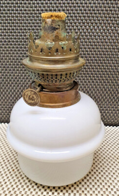 Lampe à Pétrole En Opaline Bleu XIX ème