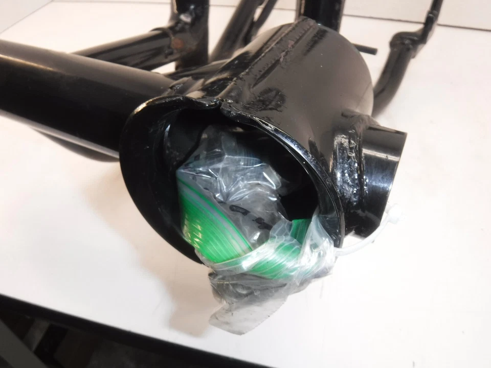 98-11 YAMAHA V STAR 650 OEM BASCULANTE TRASERO BRAZO DE SUSPENSIÓN Foto 4 de 4