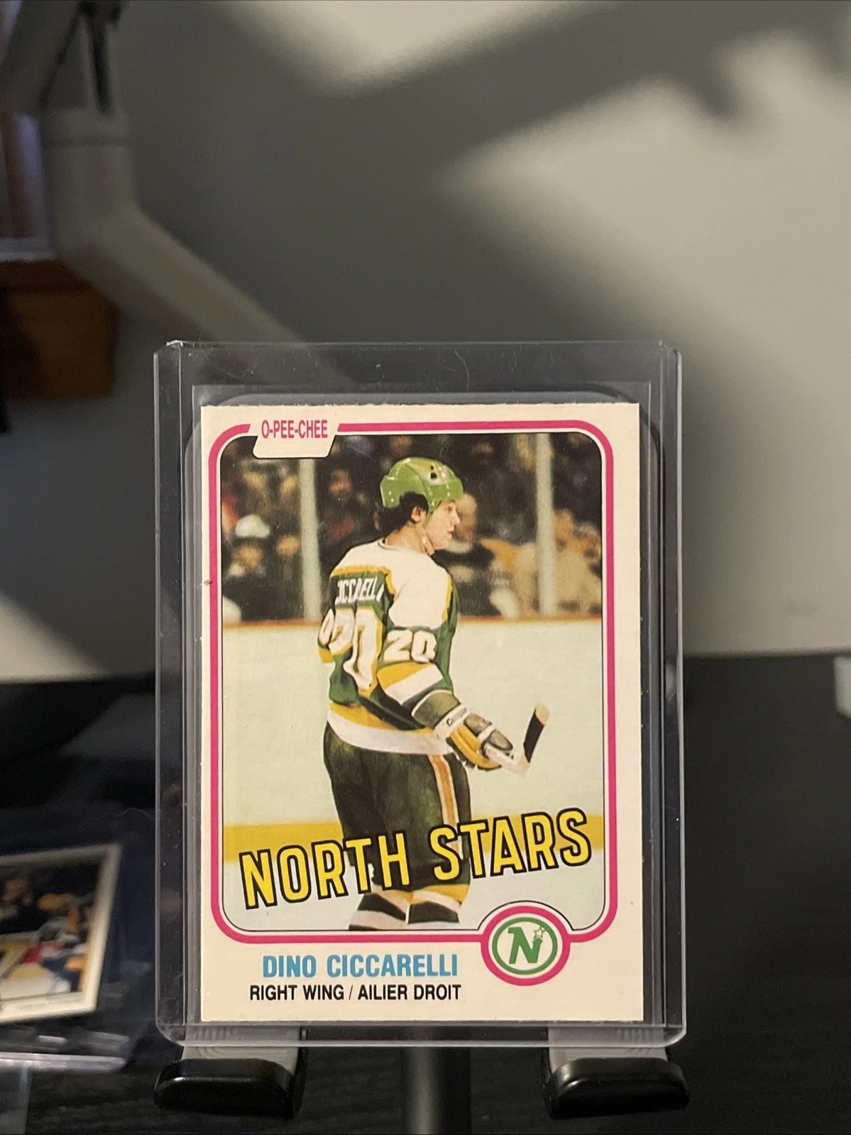 1981-82 O-Pee-Chee - Dino Ciccarelli #161 (RC)