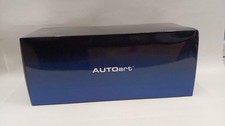 AUTOART FORD 1/18 scale car