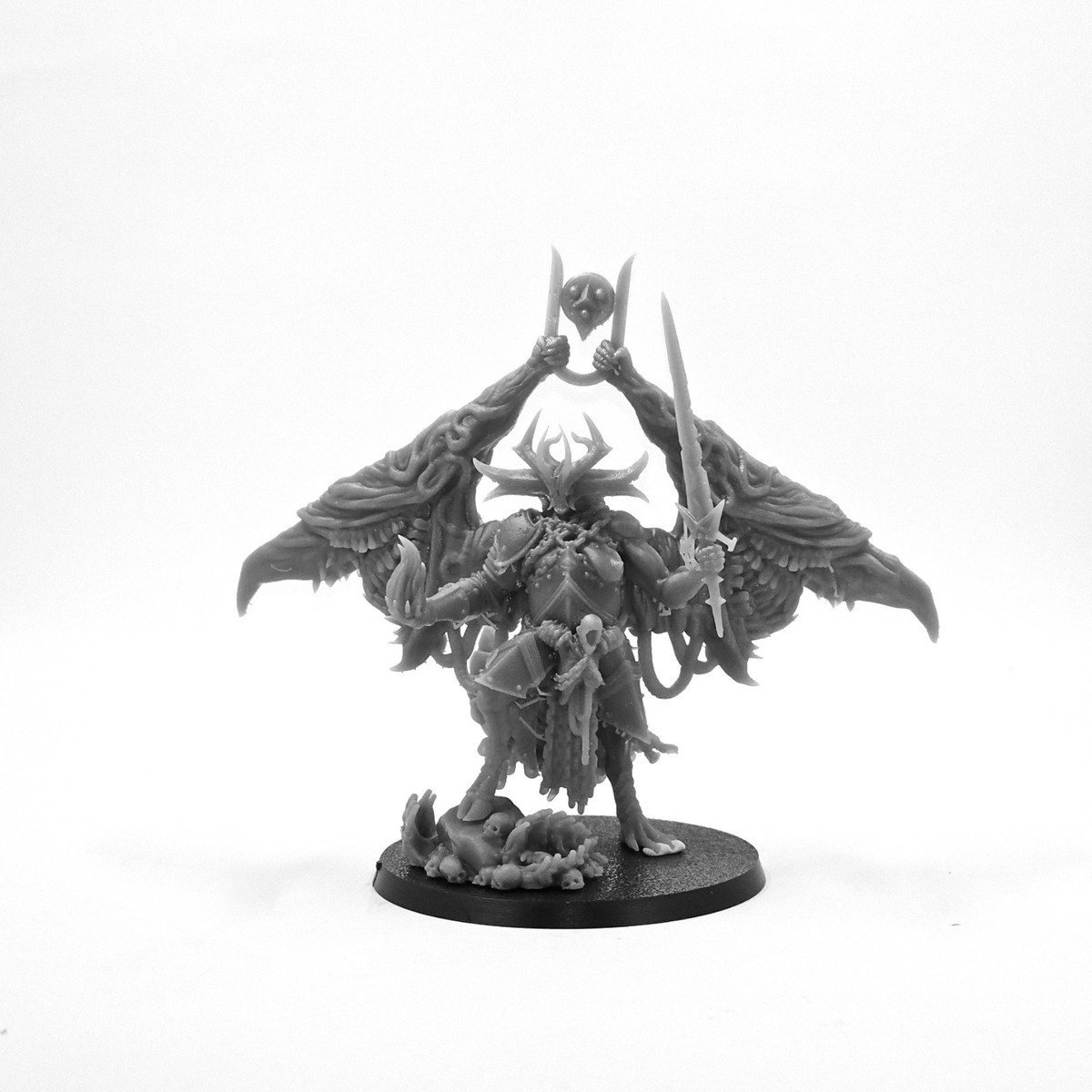 メナード エンベリエ Comp w/ TrenchCrusade | Court of the Seven Headed Serpent |32mm