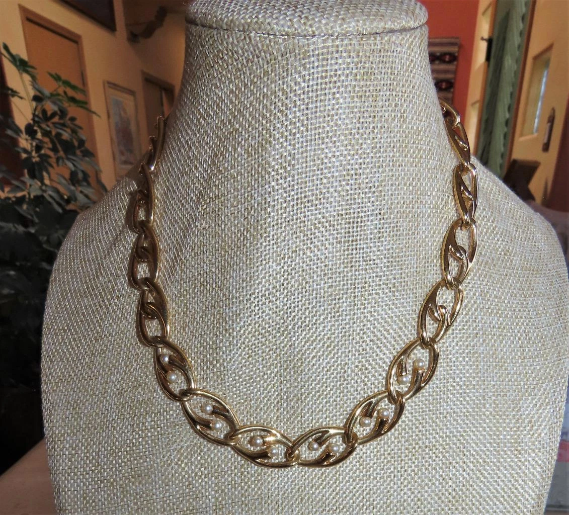 Napier necklace pearl deals