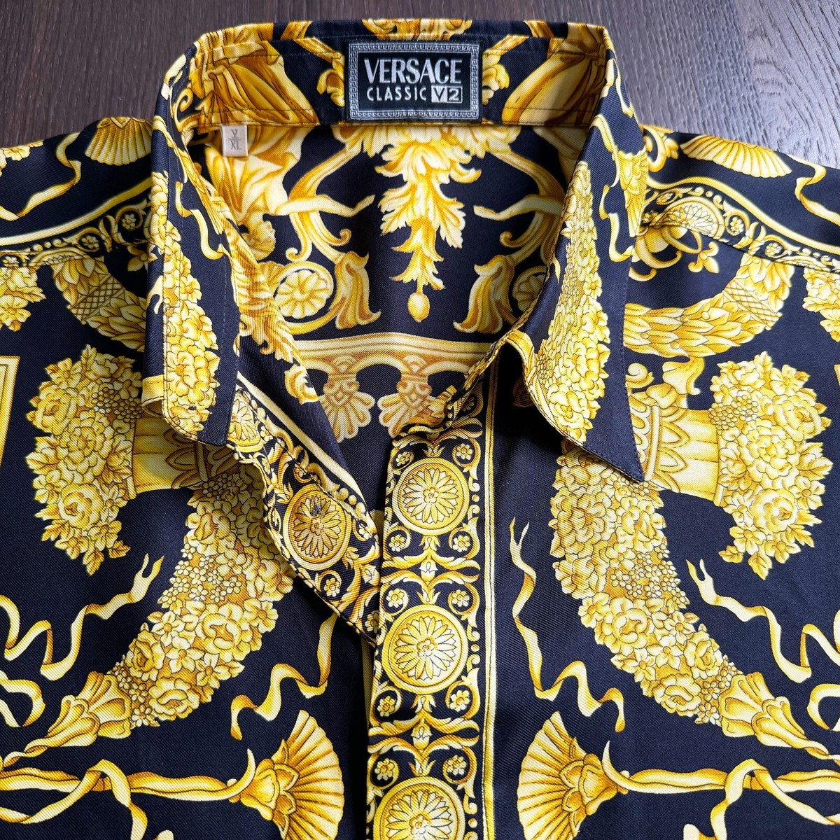 VERSACE CLASSIC V2 silk shirt Baroque Wild Signature with
