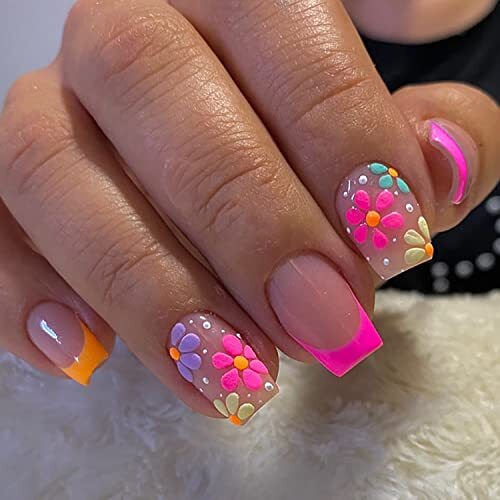 French Tip Press on Nails Short Square Fake Nails Nude Pink False