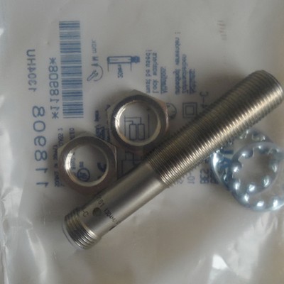 1 STÜCK NEUER BALLUFF-Sensor BES 516-324-E4-C-01  ML
