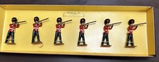 Britains Metal Toy Soldiers Coldstream Guards 8800 6 Figure Set